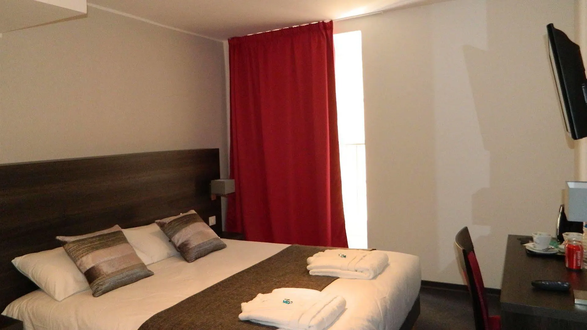 ניס Hotel Le G