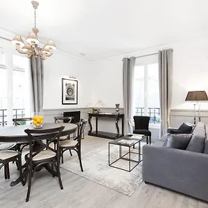  Appartamento Livinparis - Luxury 2 Bedrooms Grands-boulevards I Francia