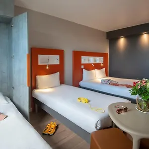Otel Ibis Budget Californie Lenval
